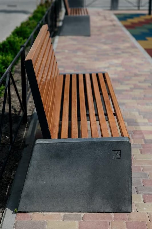 Bench  «Modern»